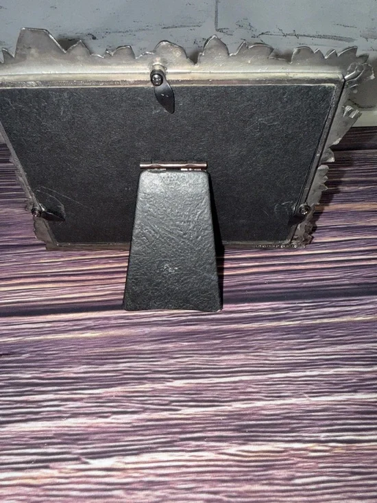 Perfect Art Nouveau Pewter Garden Theme Silver Photo Frame. Watering Can Flowers - Picture 14 of 16